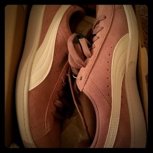 Puma NEW classic sneakers